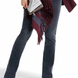 NWT CAbi #3043 Curvy Slim Bootcut Jeans Shadow